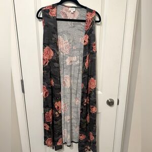 LuLaRoe Joy Sleeveless Vest gray camo with floral print